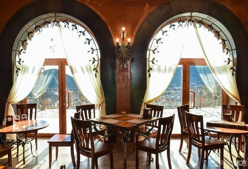 هتل Khoreayi Dzor