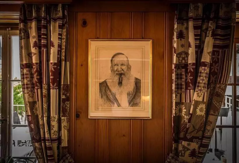 Hotelli Auberge De L Ange