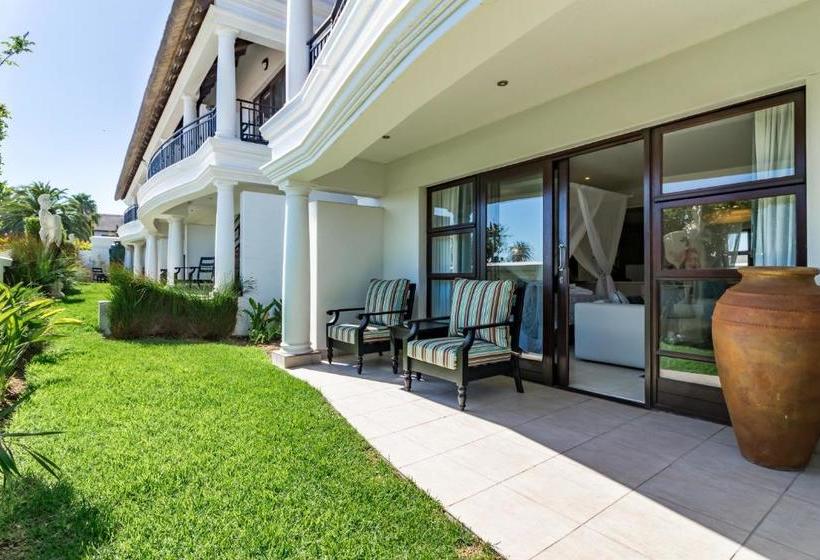 酒店 The Shelley Point & Spa