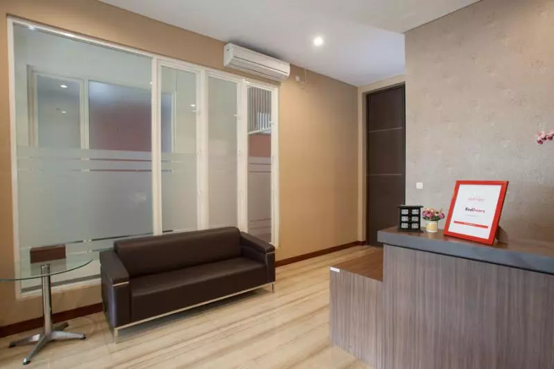 Pension  Reddoorz @ Raya Sulfat