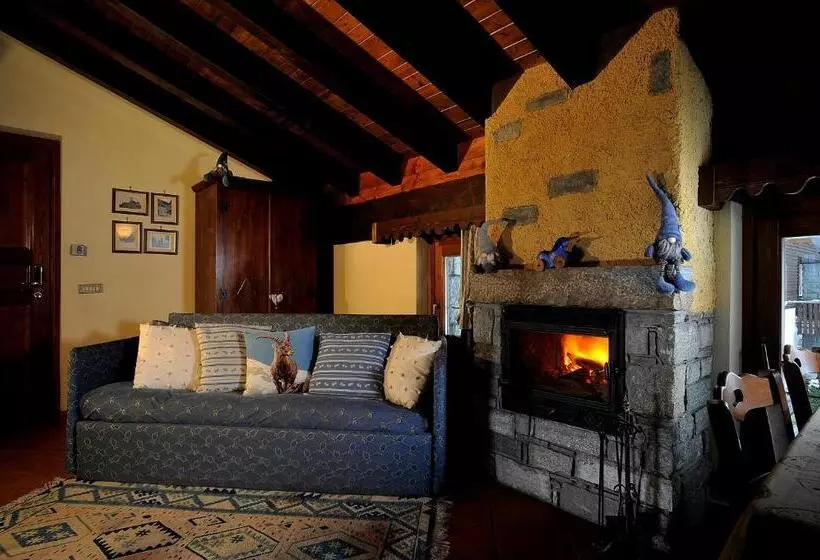 Aparthotel Foyer D Antan Suite Con Caminetto Hammam O Vasca Idromassaggio