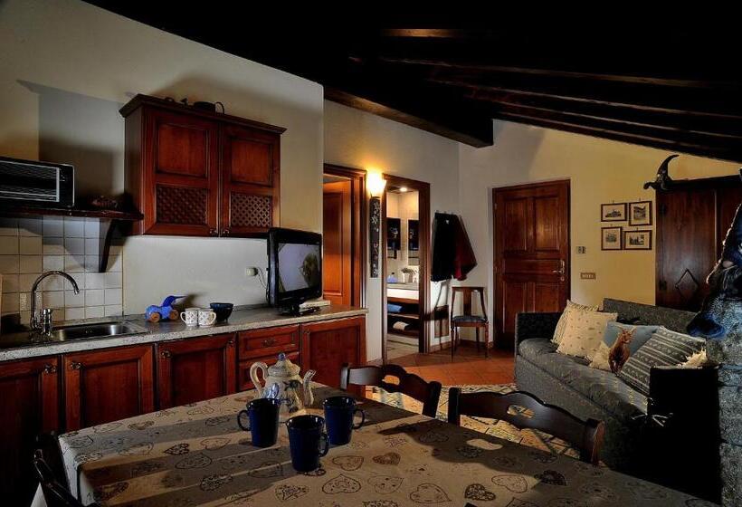 Aparthotel Foyer D Antan Suite Con Caminetto Hammam O Vasca Idromassaggio