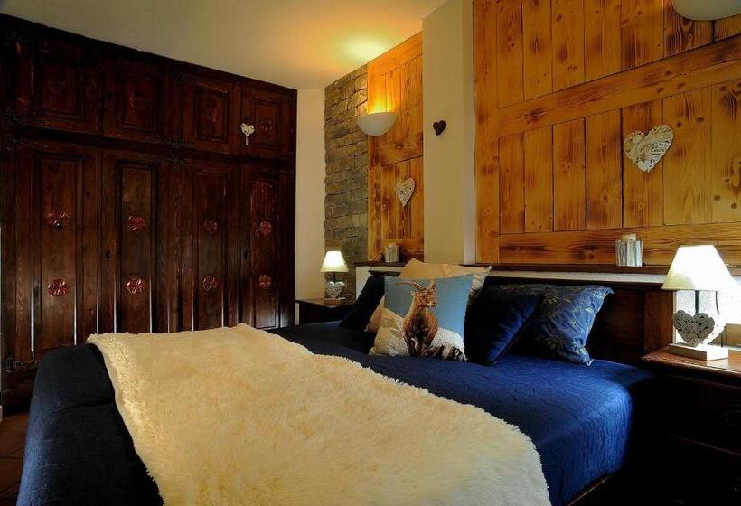 Aparthotel Foyer D Antan Suite Con Caminetto Hammam O Vasca Idromassaggio