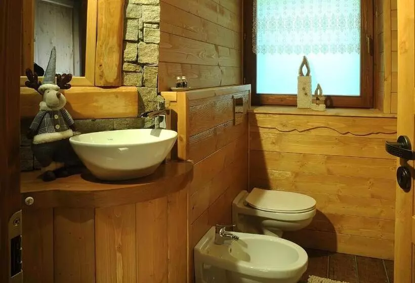 Aparthotel Foyer D Antan Suite Con Caminetto Hammam O Vasca Idromassaggio