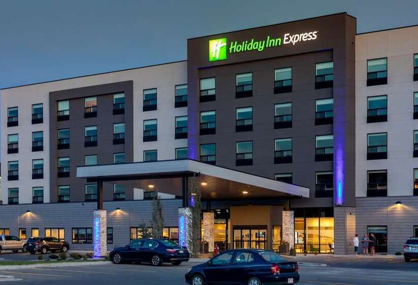 هتل Holiday Inn Express Lethbridge Southeast, An Ihg
