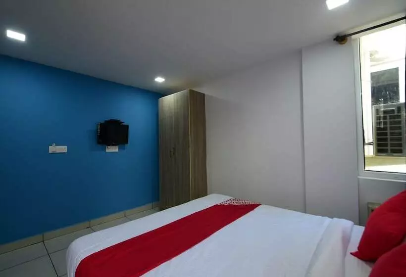 ホテル Oyo 18487 V Wella Inn