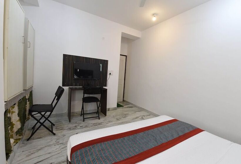 בית מלון כפרי Oyo 18982 Ooak Homes