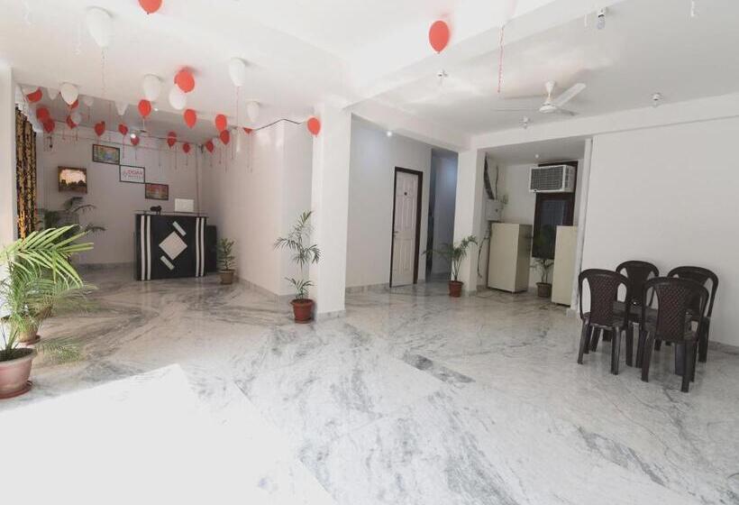 בית מלון כפרי Oyo 18982 Ooak Homes