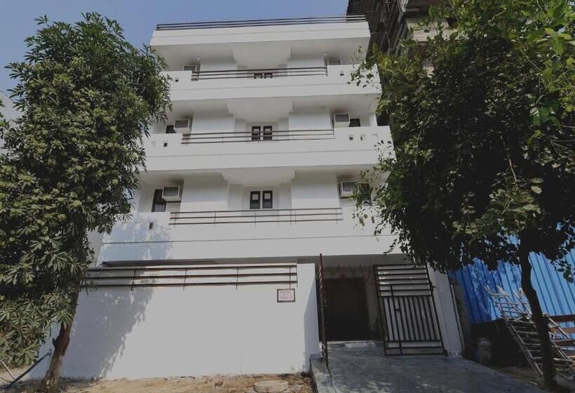 בית מלון כפרי Oyo 18982 Ooak Homes