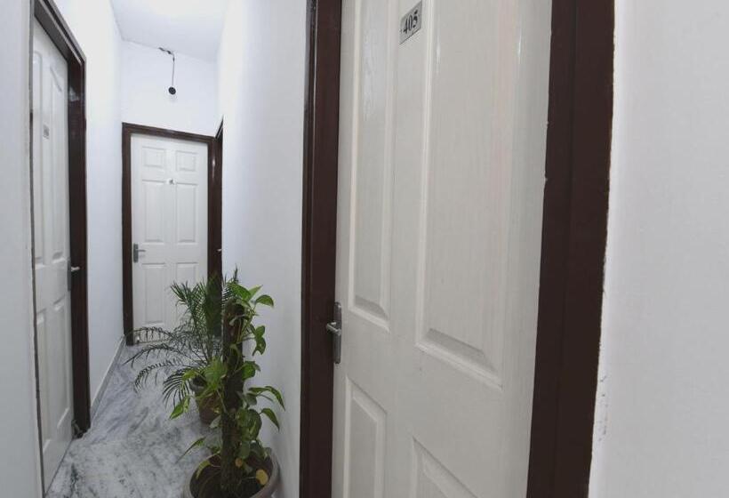 בית מלון כפרי Oyo 18982 Ooak Homes