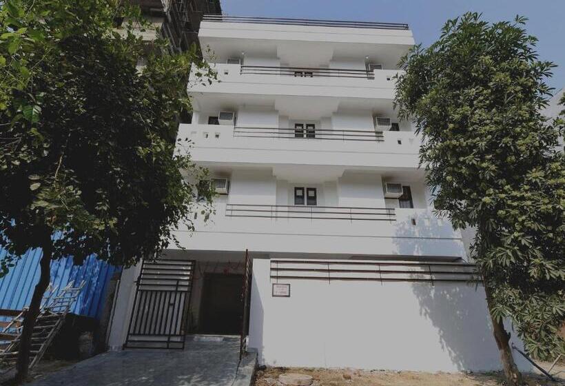 בית מלון כפרי Oyo 18982 Ooak Homes