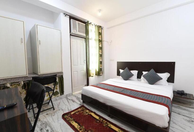 בית מלון כפרי Oyo 18982 Ooak Homes