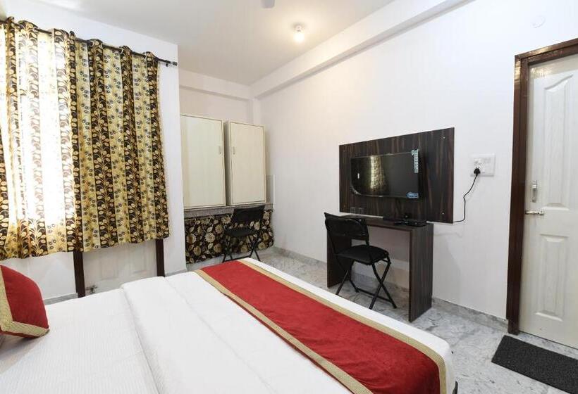 בית מלון כפרי Oyo 18982 Ooak Homes