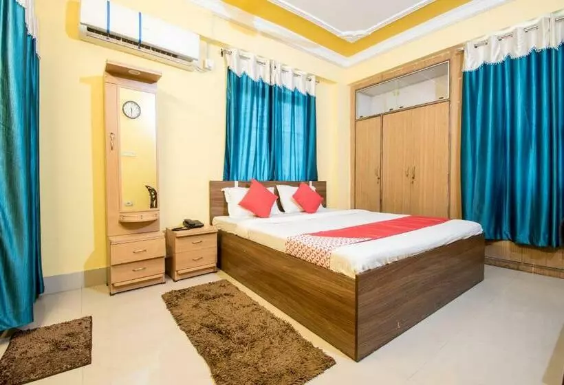 ホテル Oyo 23025 Rudra Guest House