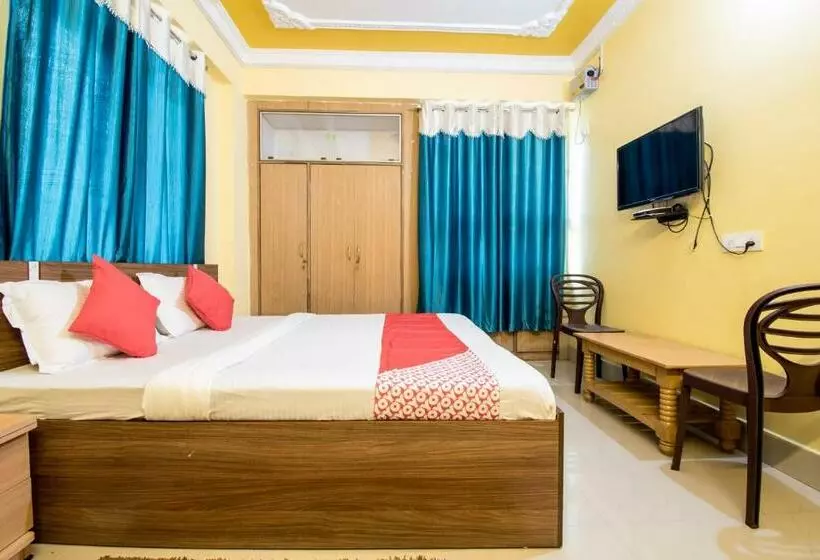 ホテル Oyo 23025 Rudra Guest House