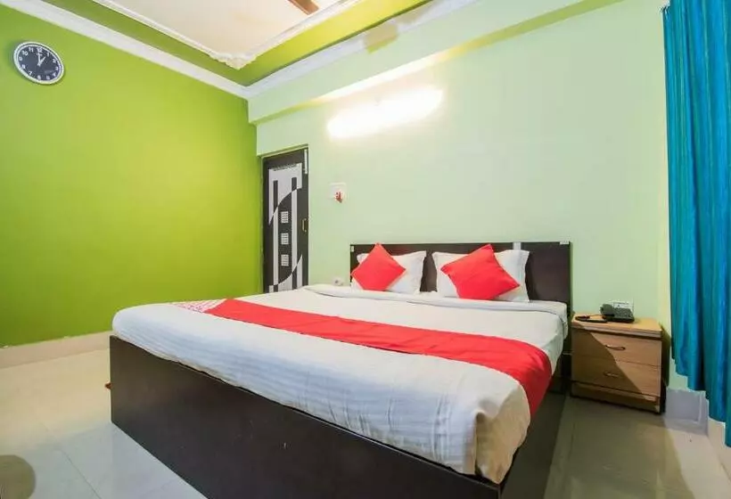 ホテル Oyo 23025 Rudra Guest House