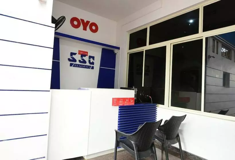 ホテル Oyo 24476 Ssg Residency