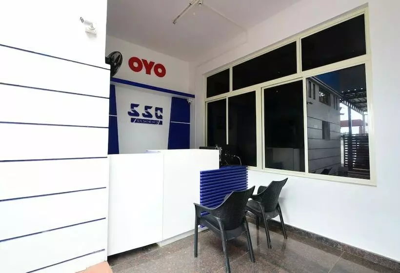 ホテル Oyo 24476 Ssg Residency