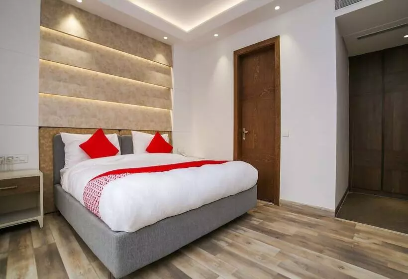 ホテル Townhouse Oak  Dev Palace