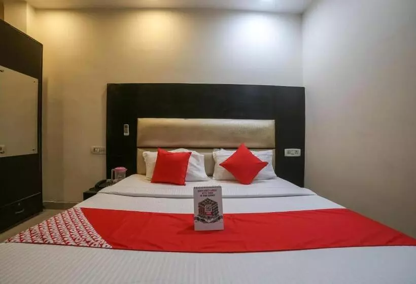 Oyo 19875 Hotel West Delhi Inn