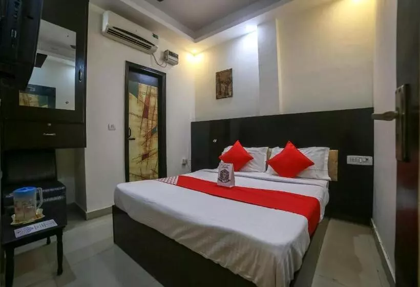 Oyo 19875 Hotel West Delhi Inn