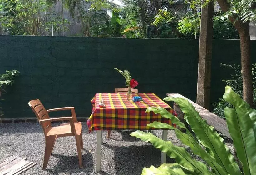 Majatalo Anthony Guesthouse