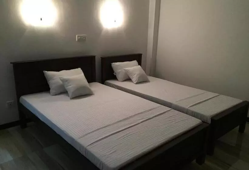 Majatalo Anthony Guesthouse