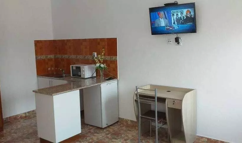 پانسیون Guest House Terezinha