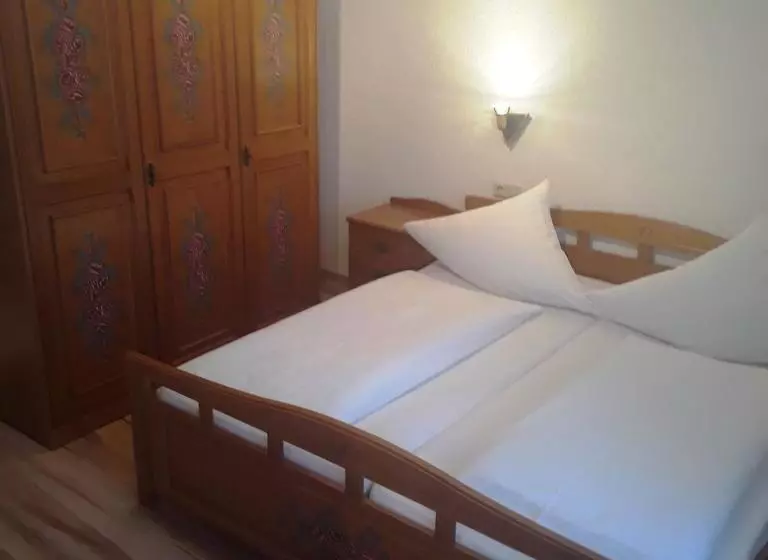 Pension Brix