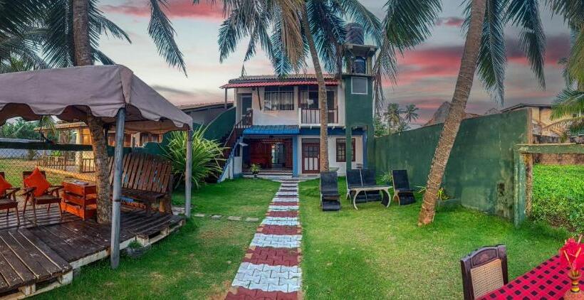 مبيت وإفطار Ayomal Beach Paradise