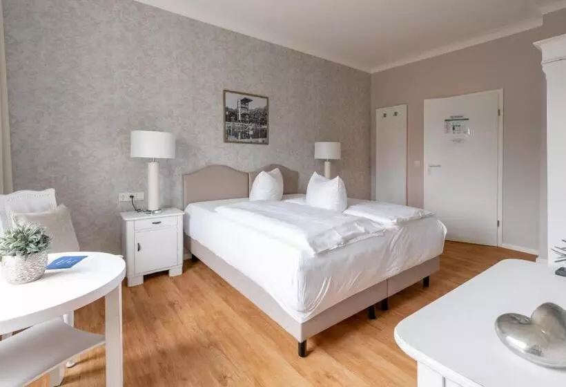 Hotelli Am Sommerbad