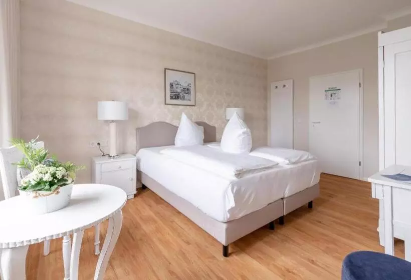 Hotelli Am Sommerbad