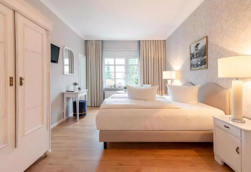 Hotelli Am Sommerbad