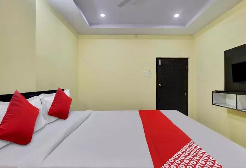 ホテル O Srinika Grand Near Shamshabad Airport