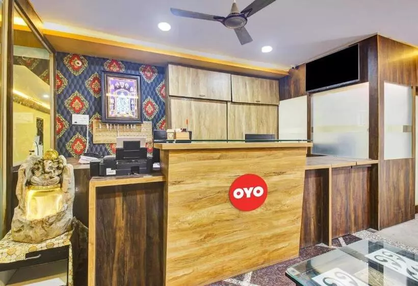 ホテル O Srinika Grand Near Shamshabad Airport