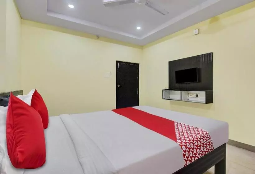 ホテル O Srinika Grand Near Shamshabad Airport