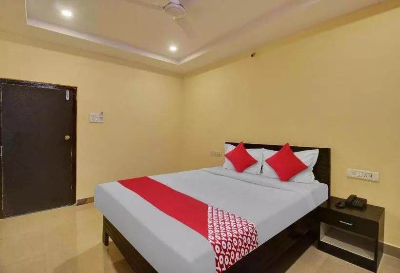 ホテル O Srinika Grand Near Shamshabad Airport