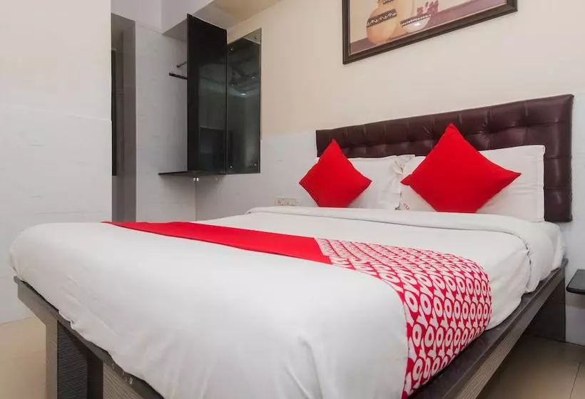 Oyo 24050 Hotel Sweet Dream