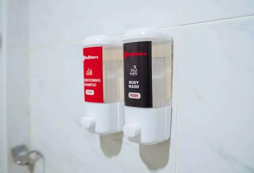 ペンション Reddoorz Near Davao International Airport