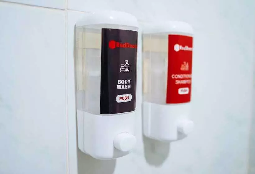 ペンション Reddoorz Near Davao International Airport