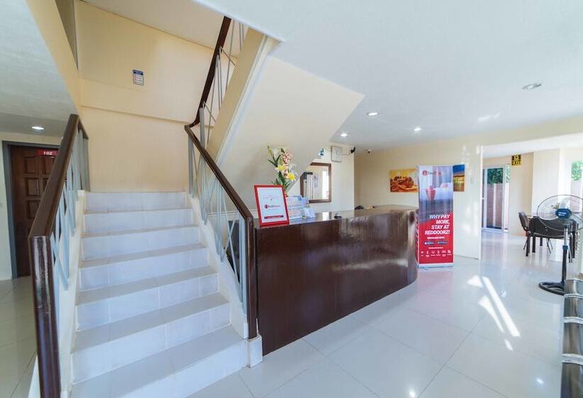 Pension Reddoorz Near Davao International Airport
