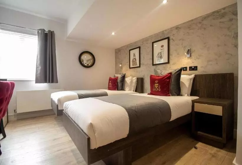 Signature Suites