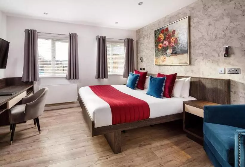 Signature Suites