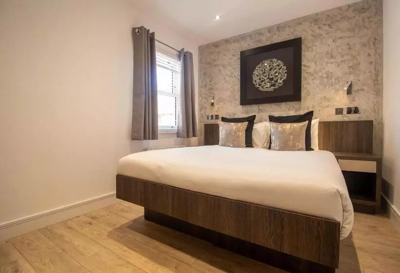 Signature Suites