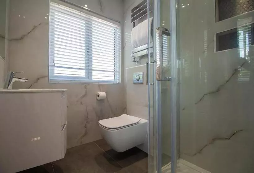 Signature Suites