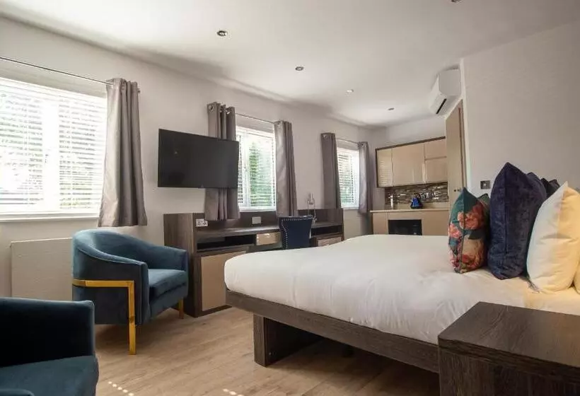 Signature Suites