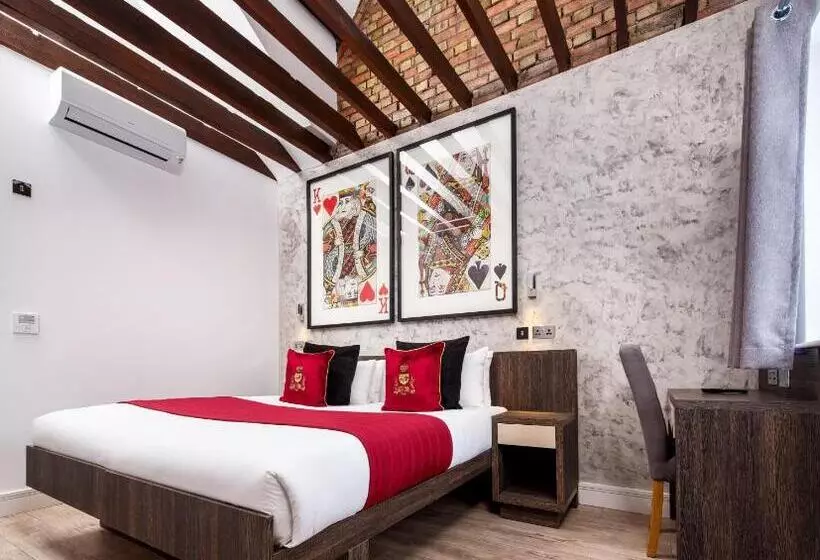 Signature Suites