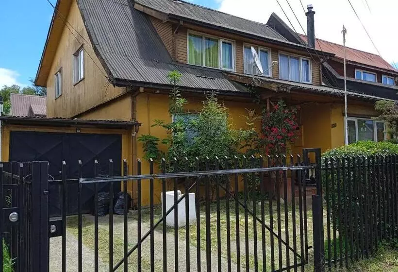 ユースホステル Eliodoro Yañez Casa O Chalet