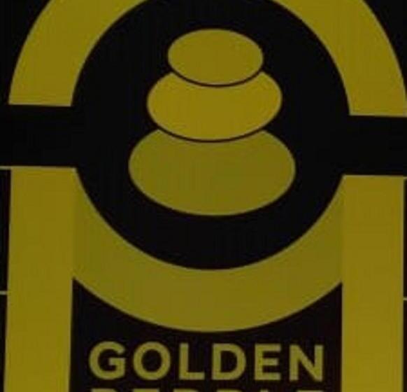 Hotel Golden Pebble