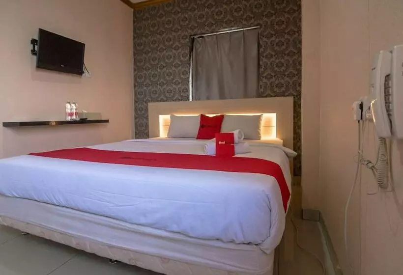 Hotelli Reddoorz Near Rs Husada